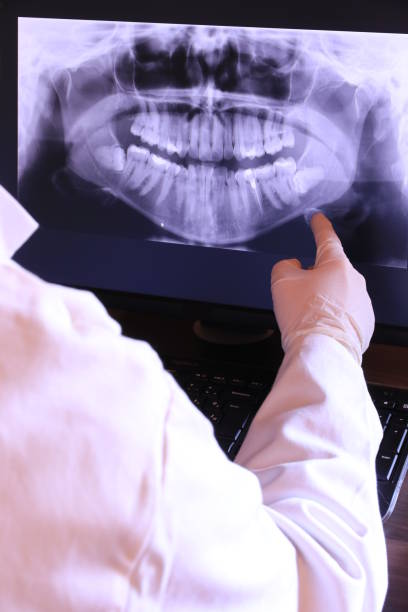 Best Weekend Emergency Dentist in Mcdade, TX